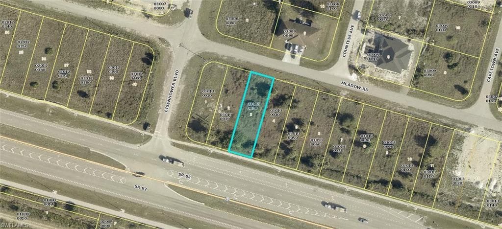 3304 Meadow RD LEHIGH ACRES, FL 33974