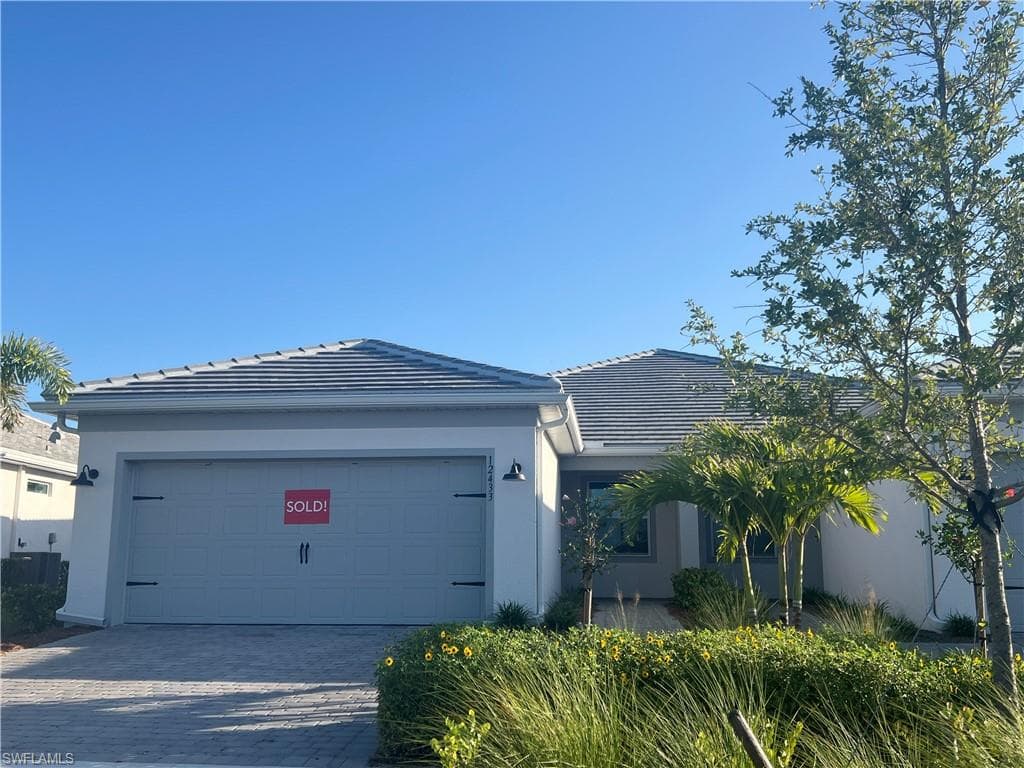 12433 Dolomite WAY ALVA, FL 33920