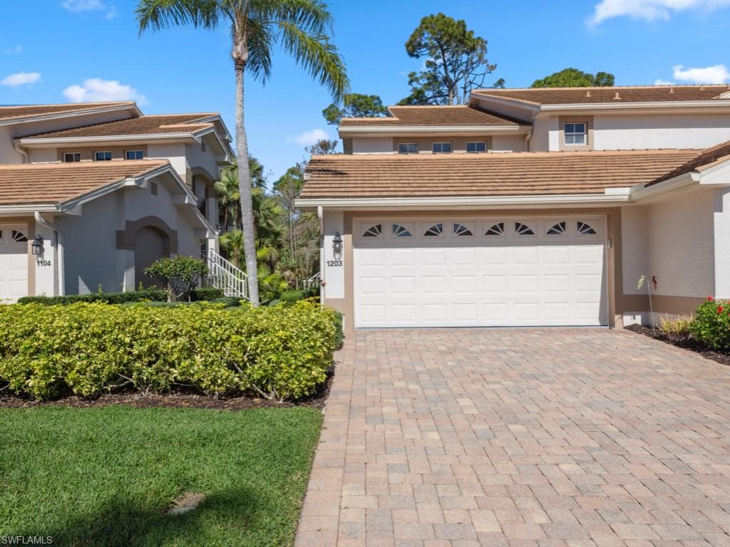 5620 Whisperwood BLVD 1203 NAPLES, FL 34110