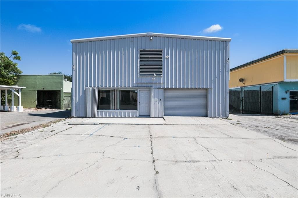 1911 Dana DR FORT MYERS, FL 33907