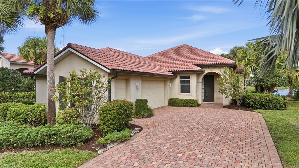 10537 Bella Vista DR FORT MYERS, FL 33913