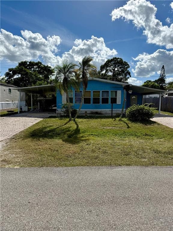 11201 Tango DR BONITA SPRINGS, FL 34135