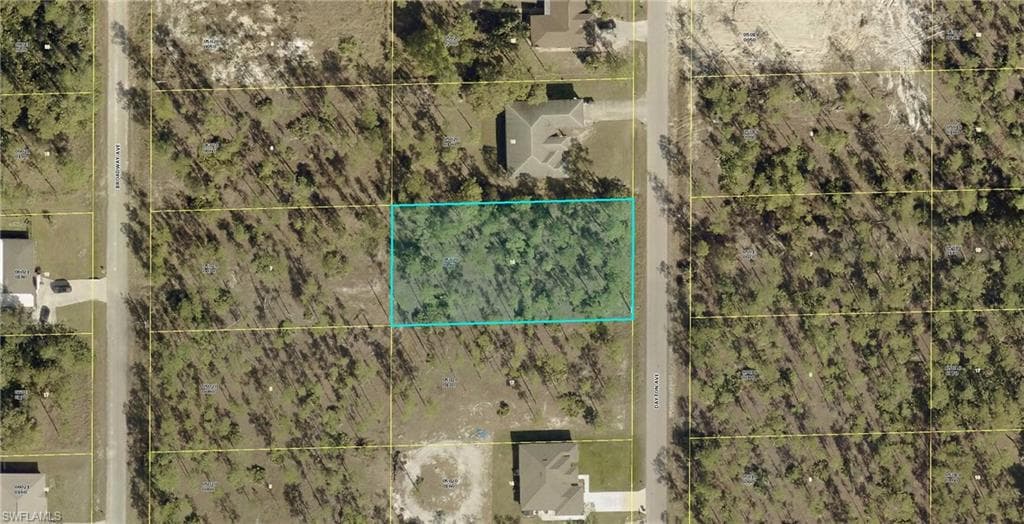 1311 Dayton AVE LEHIGH ACRES, FL 33972