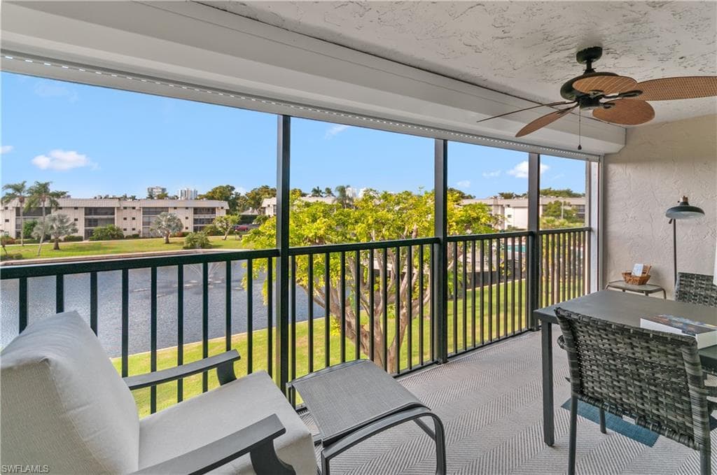 788 Park Shore DR B34 NAPLES, FL 34103