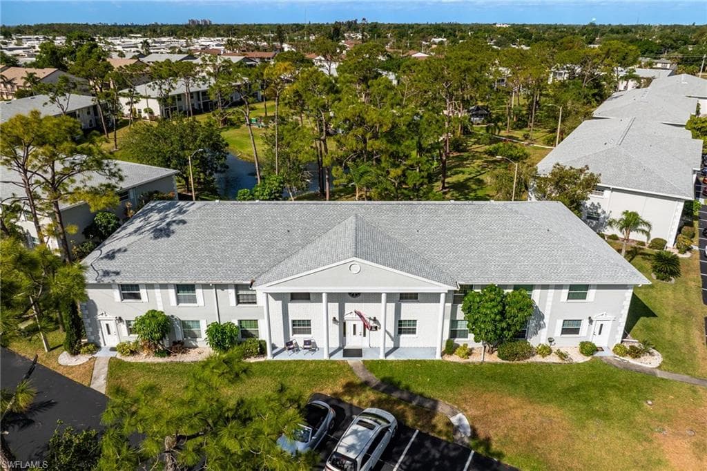 7086 Nantucket CIR 6 NORTH FORT MYERS, FL 33917