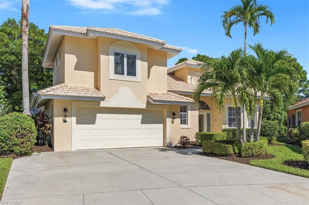 657 Soliel DR NAPLES, FL 34110
