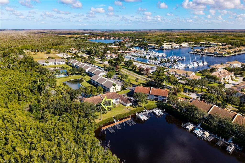 290 Newport DR 107 NAPLES, FL 34114