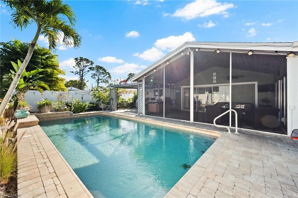 2451 Jasper AVE FORT MYERS, FL 33907