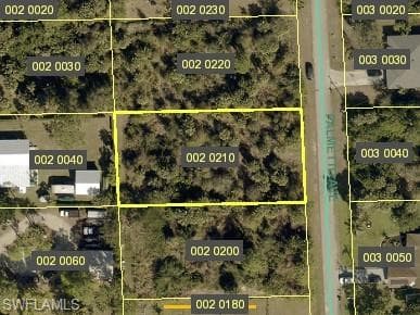 415 Palmetto AVE LEHIGH ACRES, FL 33972