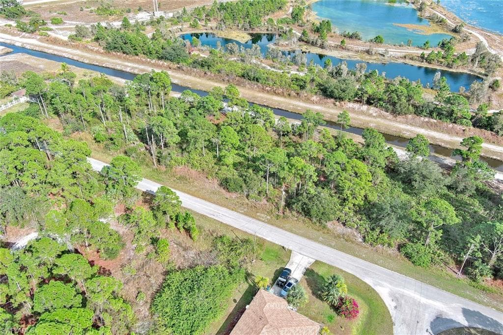 1261 Naples AVE S FORT MYERS, FL 33913