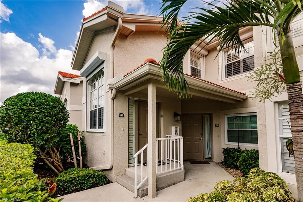 2516 Orchid Bay DR 203 NAPLES, FL 34109
