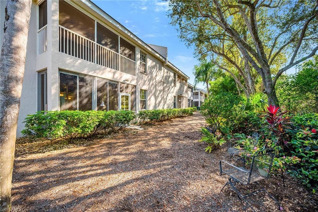 3755 Fieldstone BLVD 1203 NAPLES, FL 34109