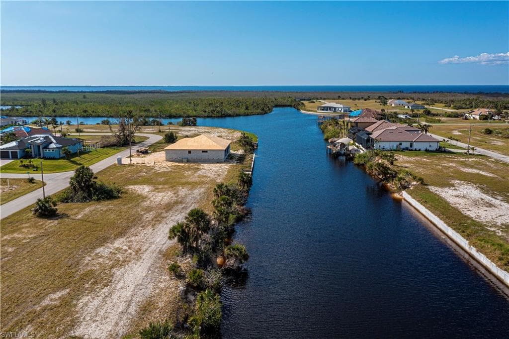 4527 NW 35th TER CAPE CORAL, FL 33993
