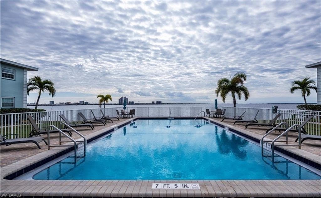 3340 N Key DR B1 NORTH FORT MYERS, FL 33903
