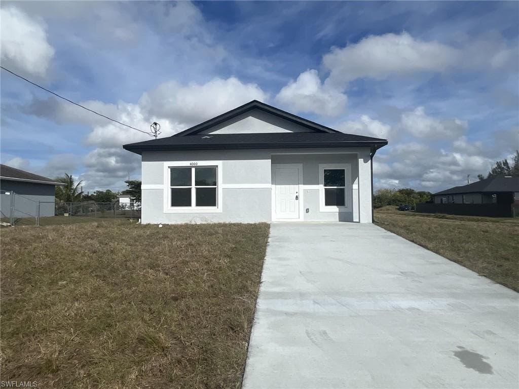 4000 21st ST SW LEHIGH ACRES, FL 33976