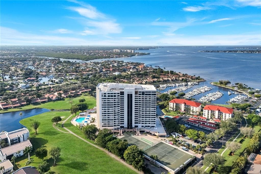 5260 S Landings DR 1409 FORT MYERS, FL 33919