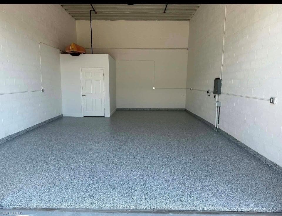 17860 Toy Vault LN 802