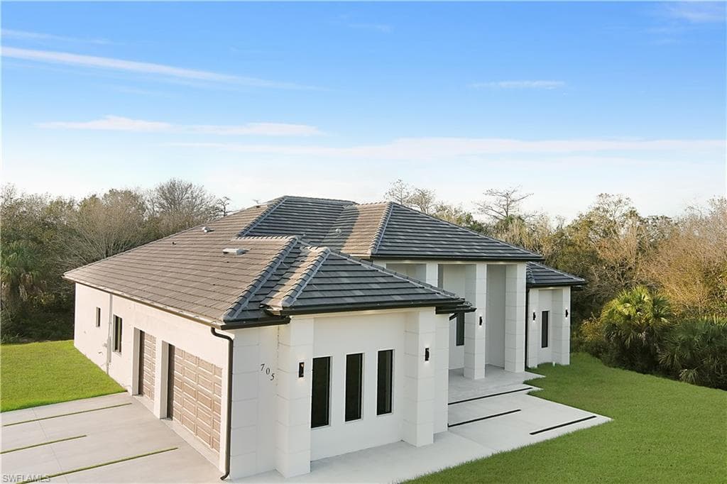 705 16th ST NE NAPLES, FL 34120
