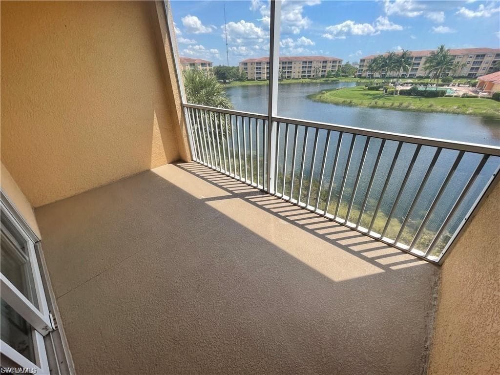 8550 Kingbird LOOP 635 ESTERO, FL 33967