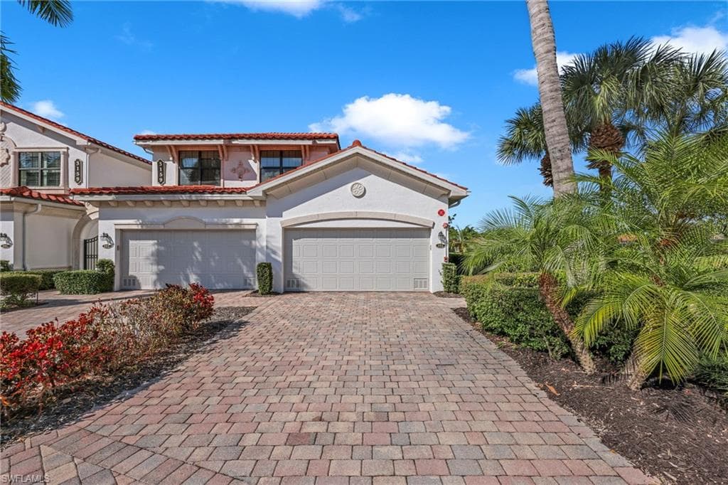 3159 Serena LN 102 NAPLES, FL 34114