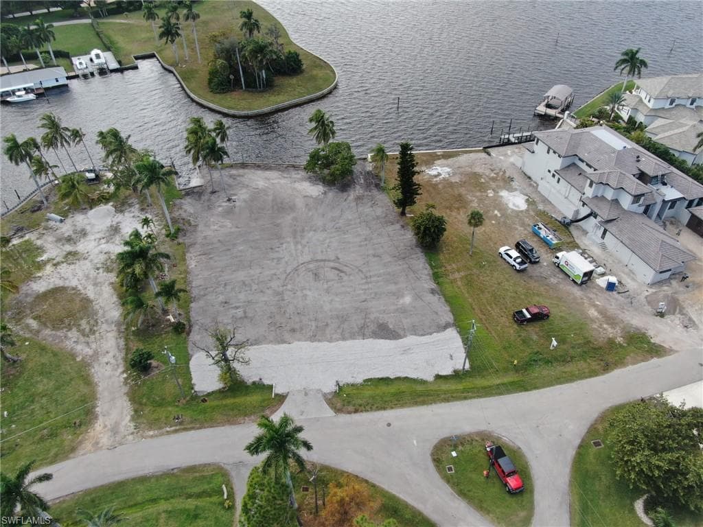 6932 Old Whiskey Creek DR FORT MYERS, FL 33919