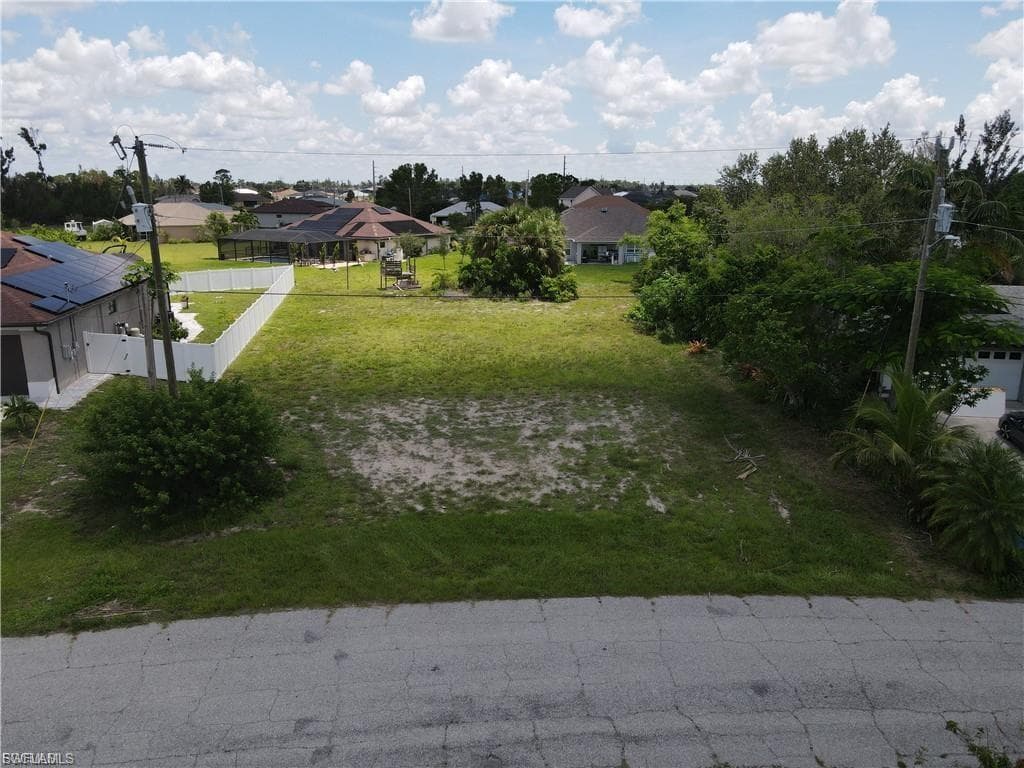 105 SW 17th PL CAPE CORAL, FL 33991