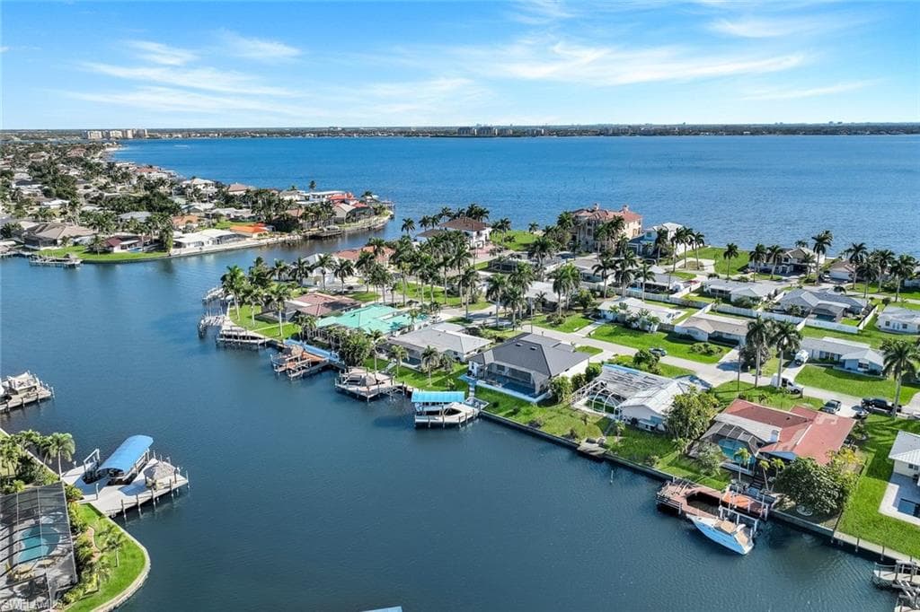441 Bayshore DR CAPE CORAL, FL 33904