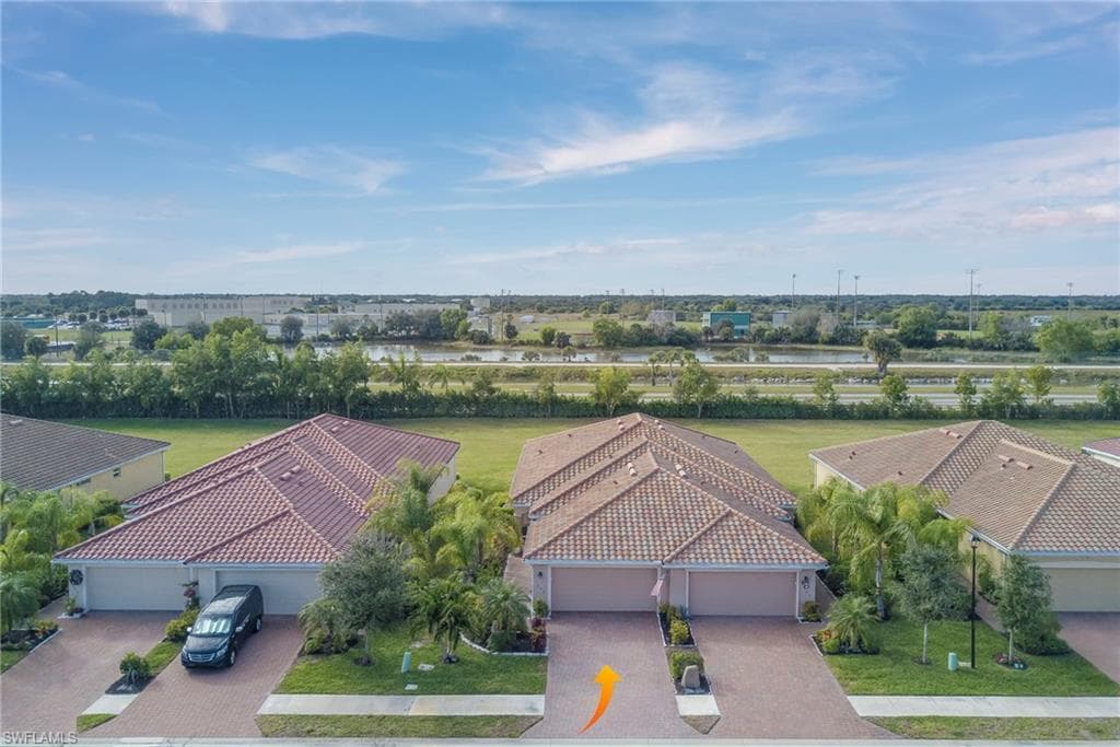 1692 Alameda DR NAPLES, FL 34120