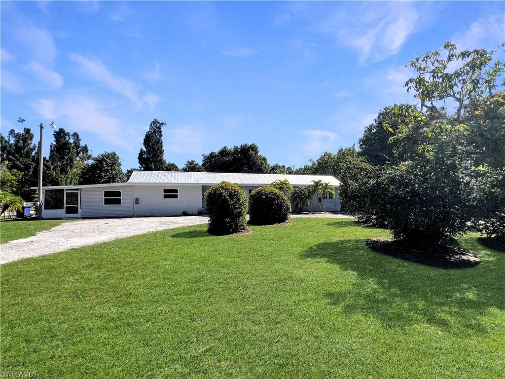 15206 Stringfellow RD 3 BOKEELIA, FL 33922