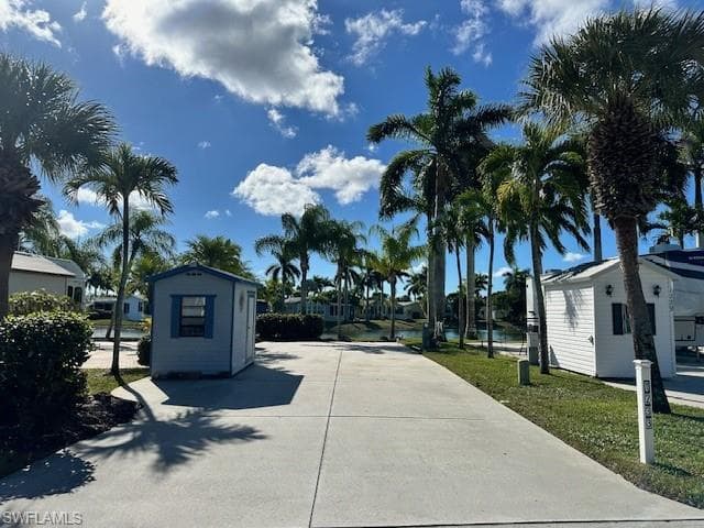 1233 Diamond Lake CIR NAPLES, FL 34114
