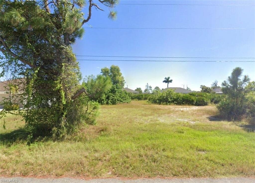 4017 NE 8th PL CAPE CORAL, FL 33909