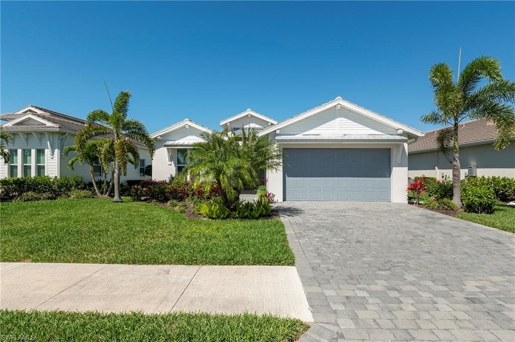 8897 Redonda DR NAPLES, FL 34114