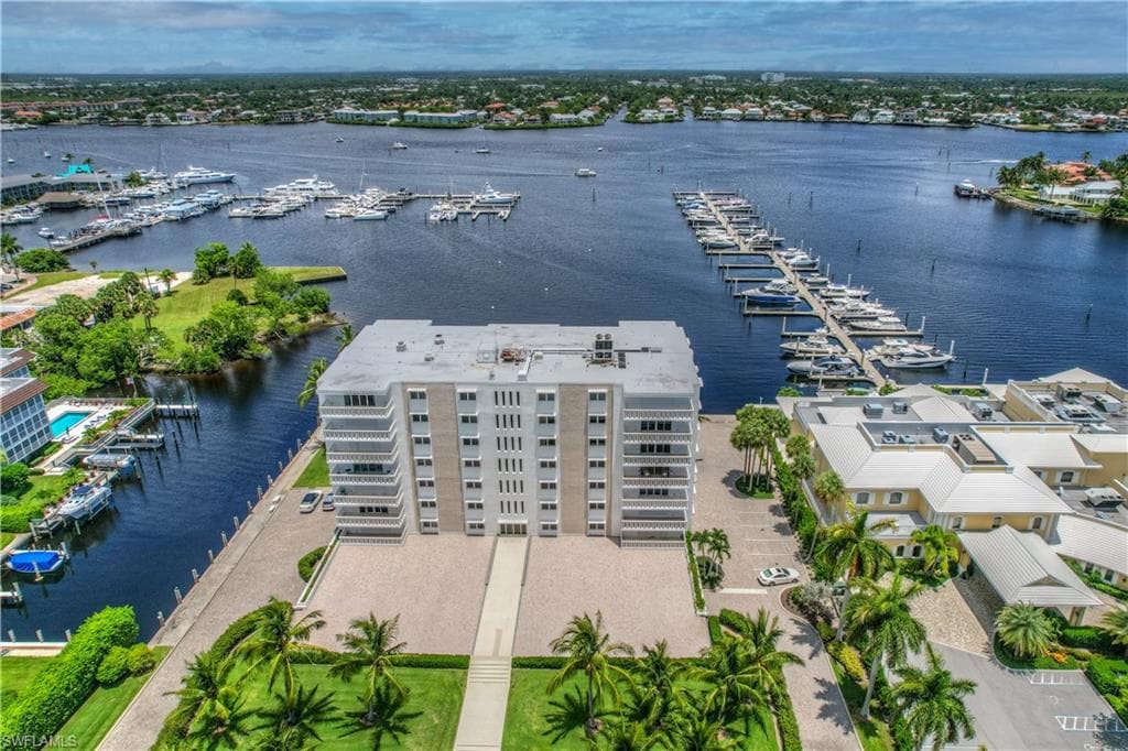 1325 7th ST S 7A NAPLES, FL 34102