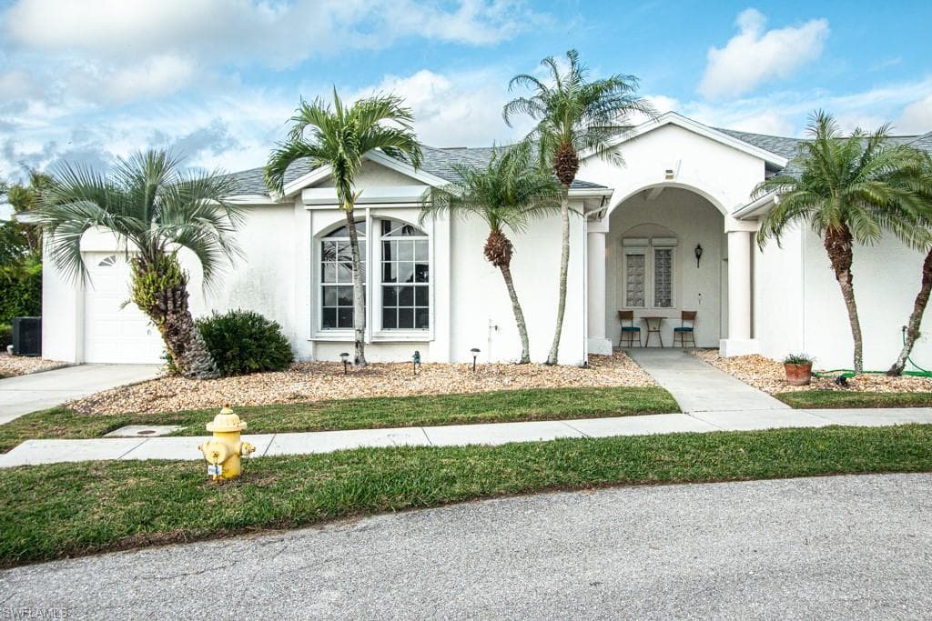 622 Mirror Lakes Falls CT LEHIGH ACRES, FL 33974