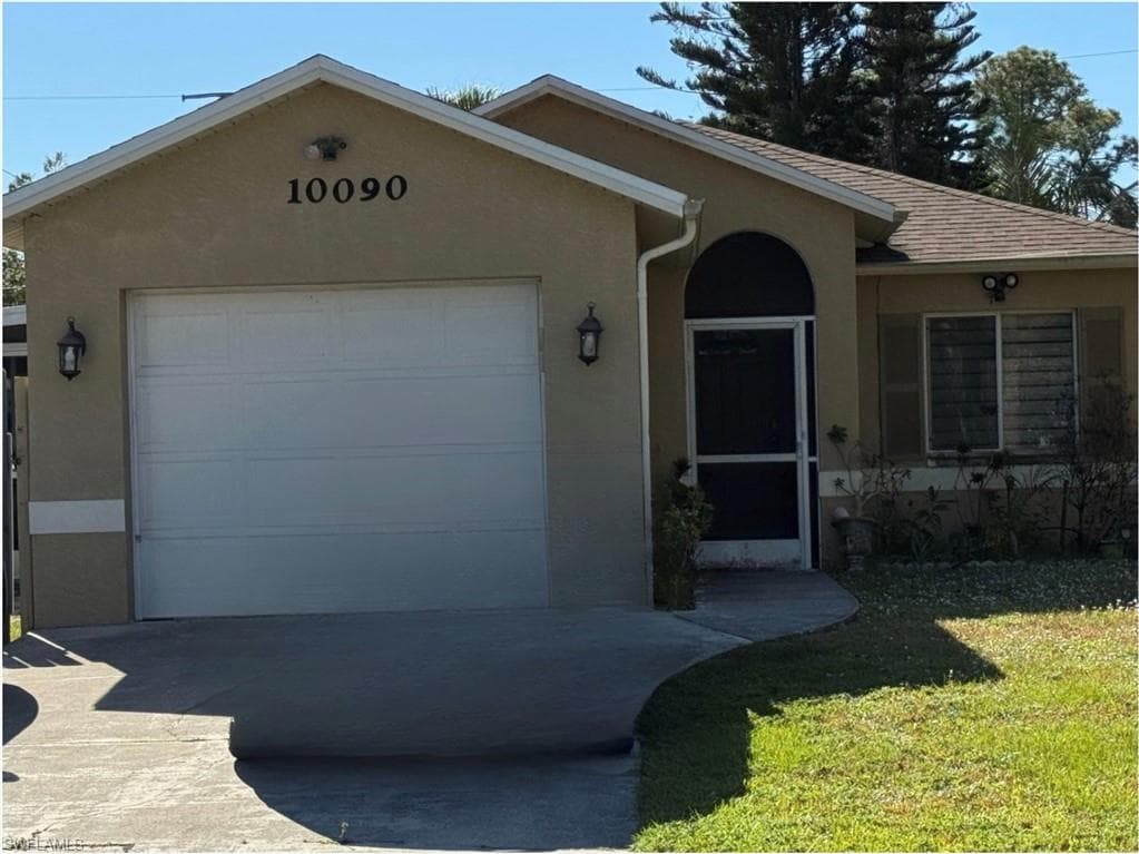10090 Carolina ST BONITA SPRINGS, FL 34135