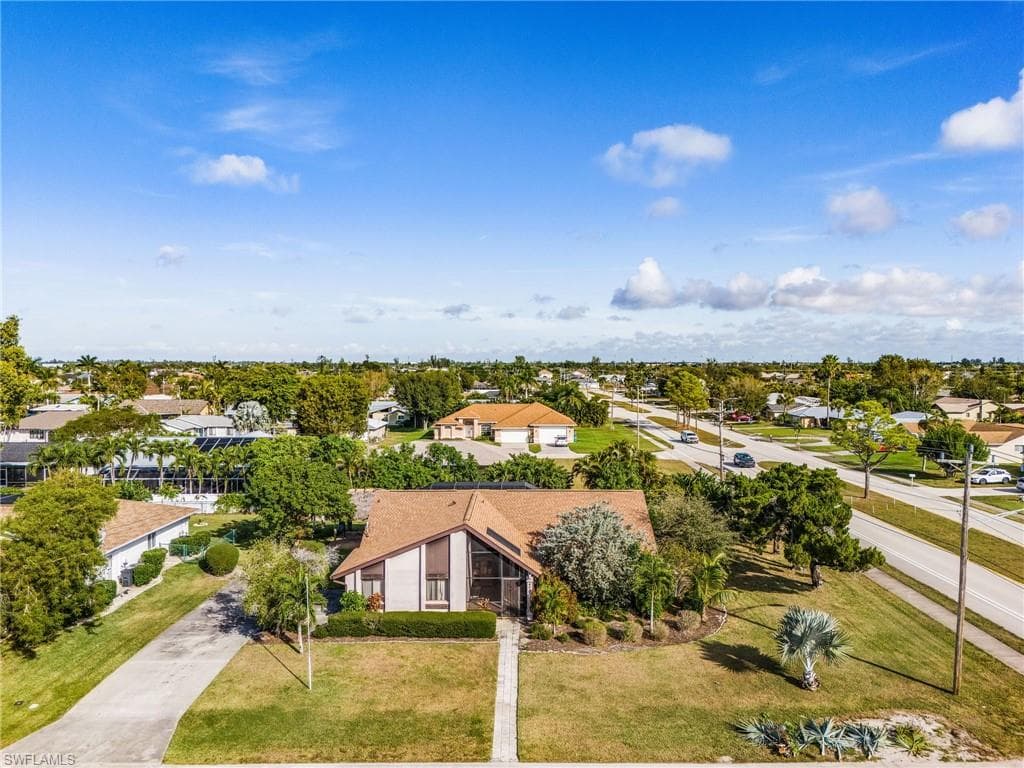 403 34th ST CAPE CORAL, FL 33914