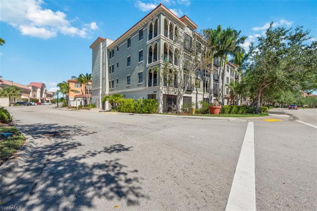 8000 Via Sardinia WAY 5101 ESTERO, FL 33928