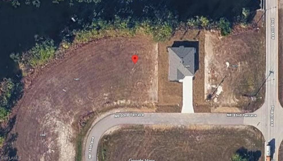 1605 NE 33rd TER CAPE CORAL, FL 33909