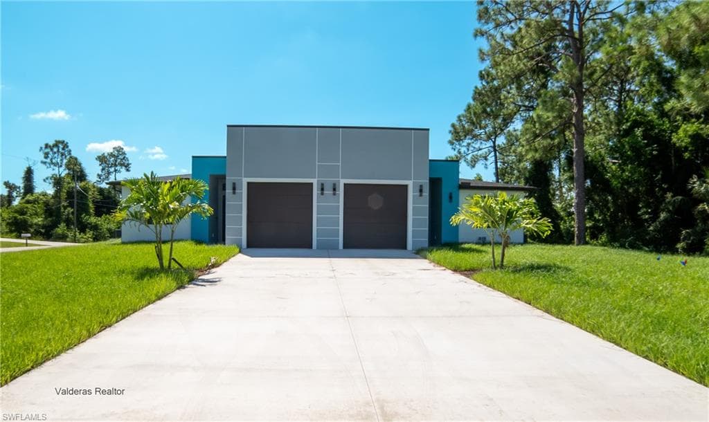 2401/2403 Matena AVE S LEHIGH ACRES, FL 33973