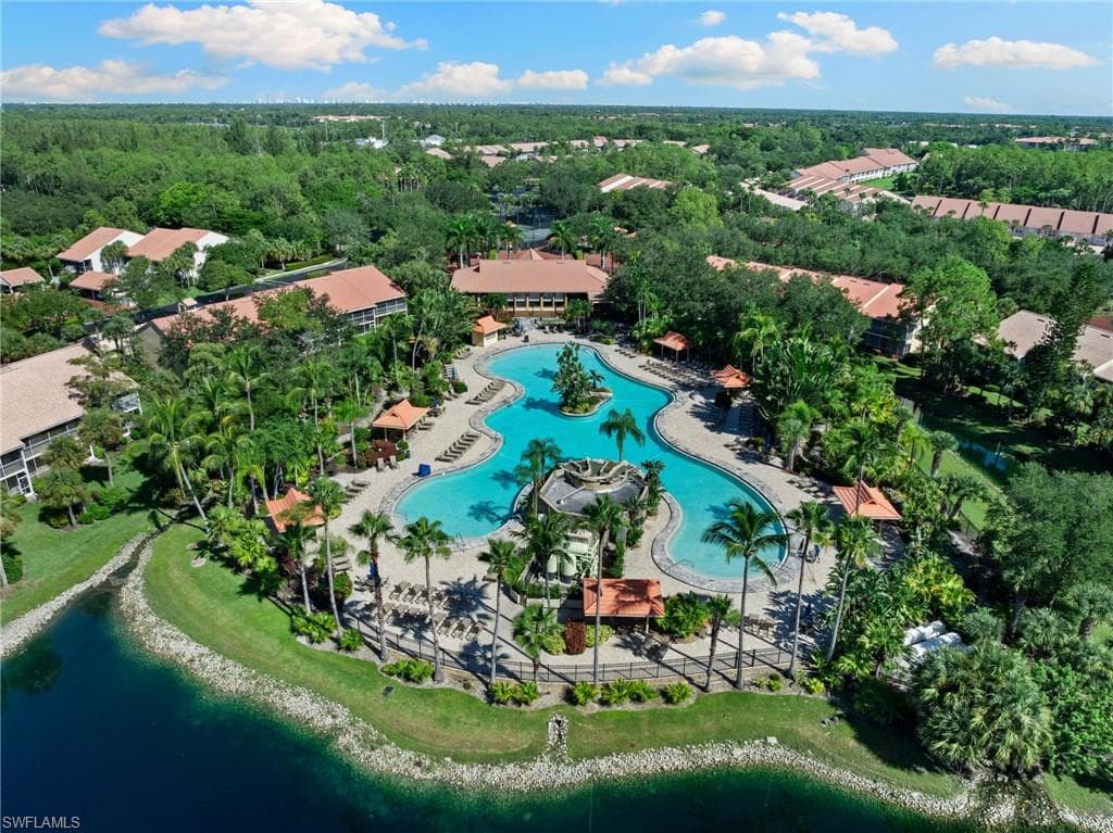 2325 Hidden Lake DR 3809 NAPLES, FL 34112