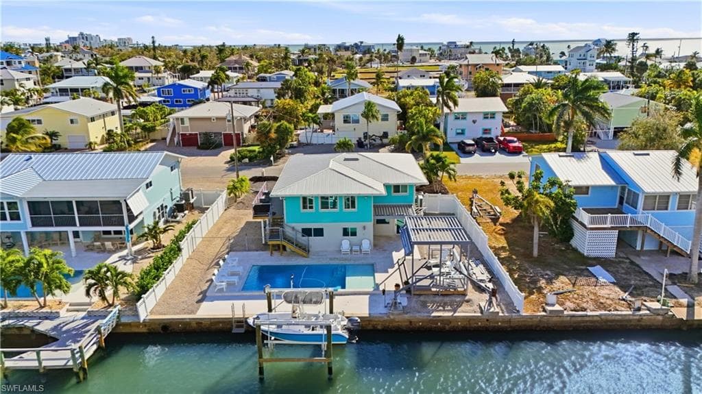 7 Avenida Carita FORT MYERS BEACH, FL 33931
