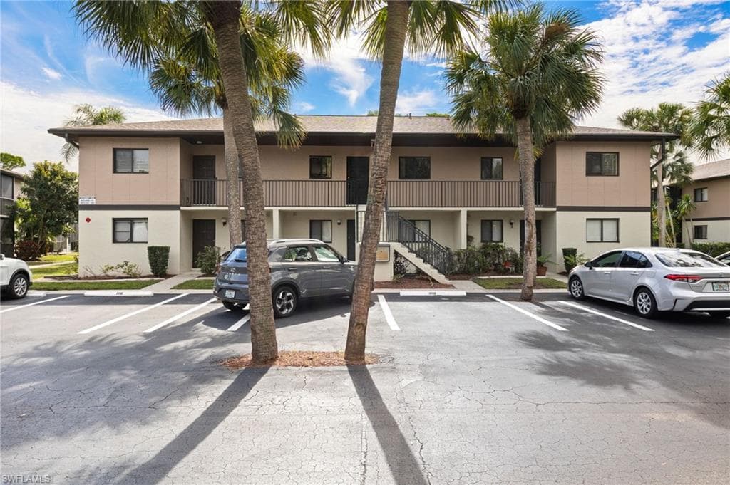 1231 Barrett RD 1005 NORTH FORT MYERS, FL 33903