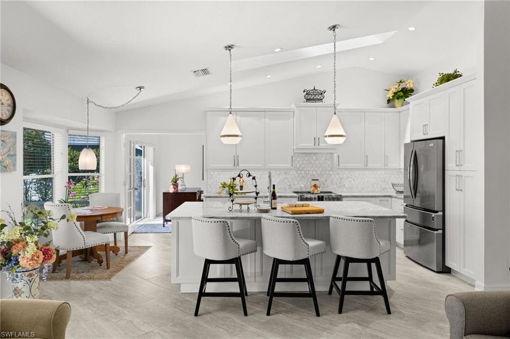 945 Moon Lake DR NAPLES, FL 34104