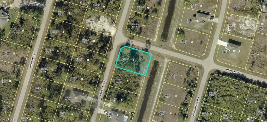 523 Osage AVE S LEHIGH ACRES, FL 33974