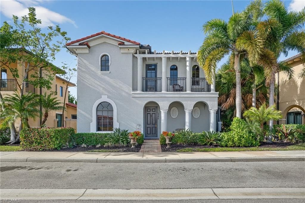 1296 Kendari TER NAPLES, FL 34113