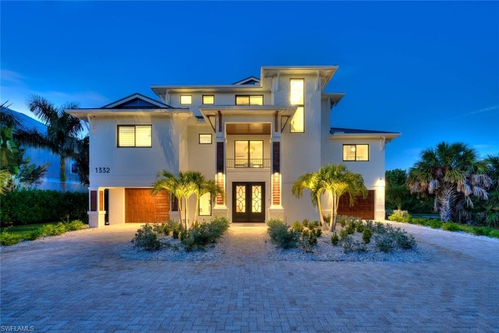 1332 Eagle Run DR SANIBEL, FL 33957