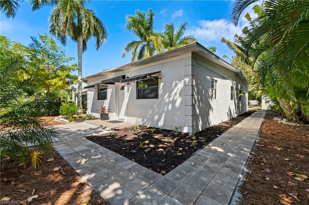 3275 Cottage Grove AVE NAPLES, FL 34112