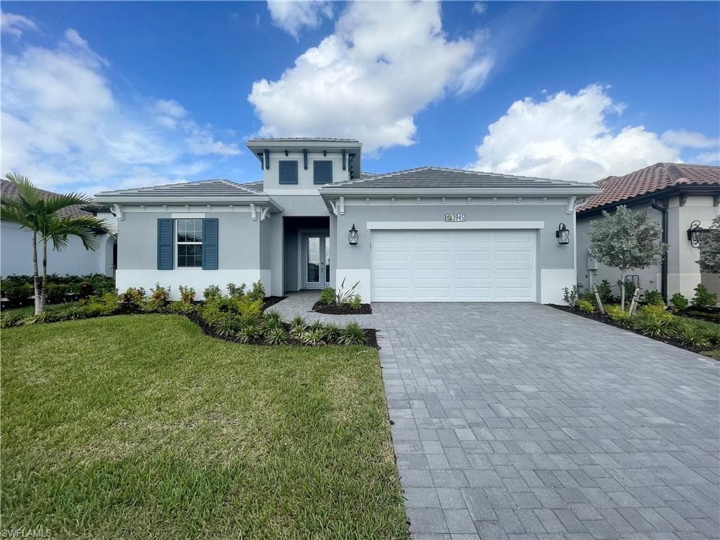 3945 Perseus ST NAPLES, FL 34120