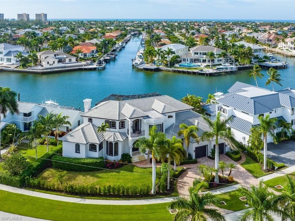 689 Rockport CT MARCO ISLAND, FL 34145