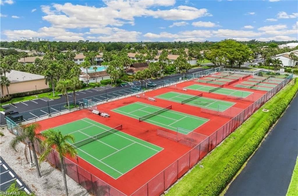 4220 Looking Glass LN 4302 NAPLES, FL 34112